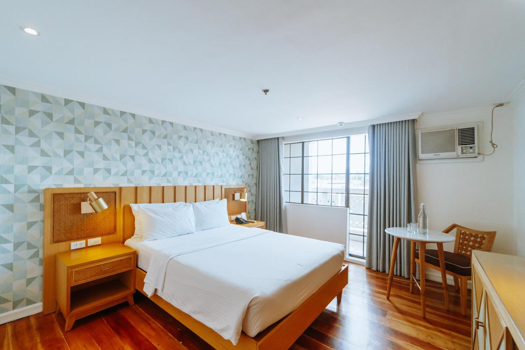 Sugarland Hotel Bacolod Bagian luar foto