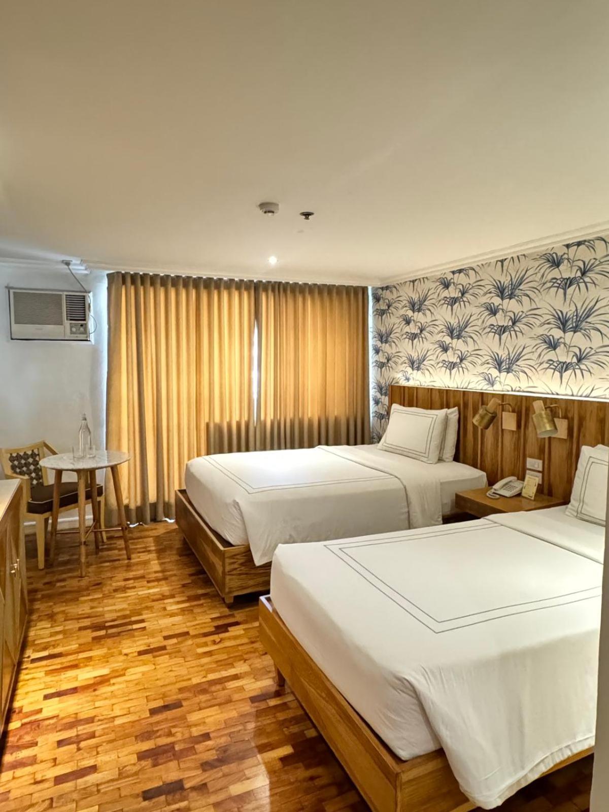 Sugarland Hotel Bacolod Bagian luar foto