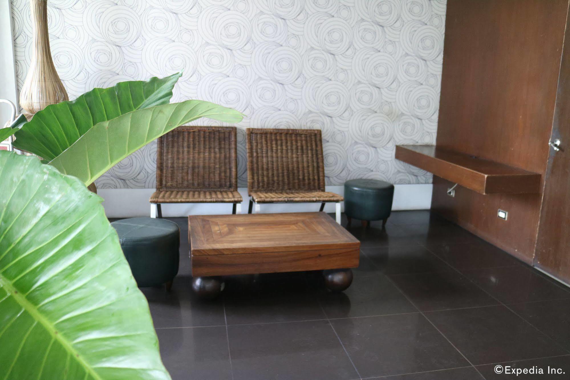 Sugarland Hotel Bacolod Bagian luar foto