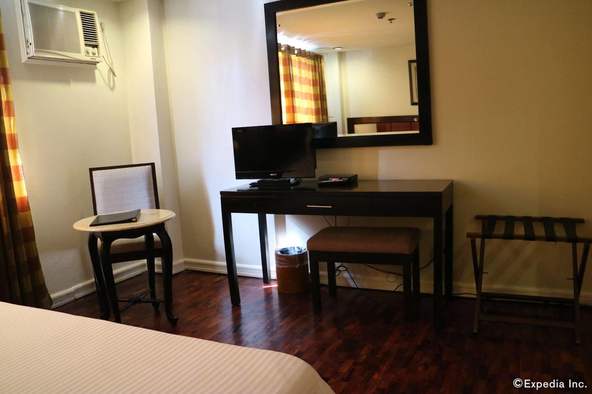Sugarland Hotel Bacolod Bagian luar foto
