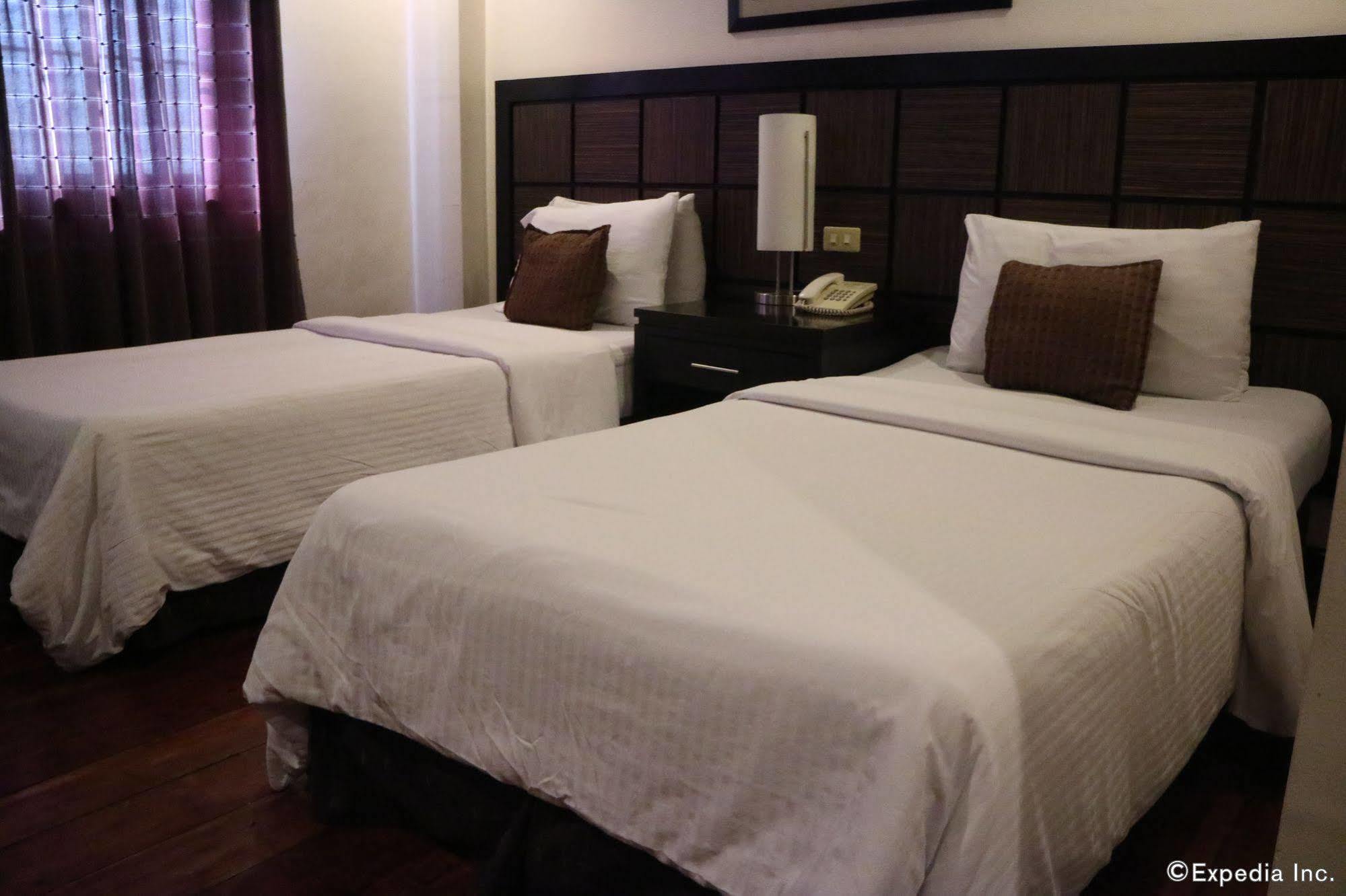 Sugarland Hotel Bacolod Bagian luar foto
