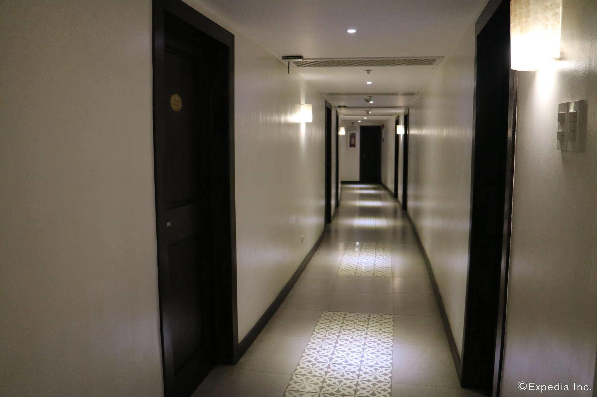 Sugarland Hotel Bacolod Bagian luar foto